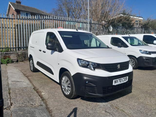 2020 Peugeot Partner 950 1.5 Bluehdi 100 Professional Van L2 (NV70CXR) Image 2
