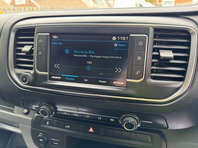 2020 Peugeot Expert 1000 1.5BLUE HDI 100PS PROFESSIONAL EURO 6 (NV70CXY) Image 27