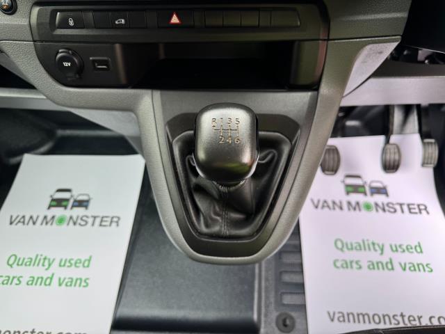 2020 Peugeot Expert 1000 1.5BLUE HDI 100PS PROFESSIONAL EURO 6 (NV70CXY) Image 30