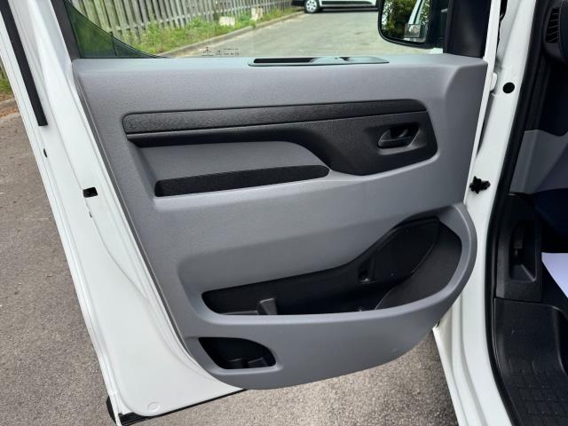2020 Peugeot Expert 1000 1.5BLUE HDI 100PS PROFESSIONAL EURO 6 (NV70CXY) Image 37