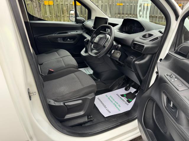 2020 Peugeot Partner 1000 1.5 Bluehdi 100 Professional Van Euro 6 (NV70DWN) Image 13