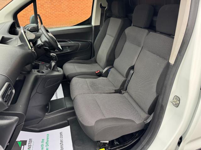 2020 Peugeot Partner 1000 1.5 Bluehdi 100 Professional Van Euro 6 (NV70DWN) Image 30