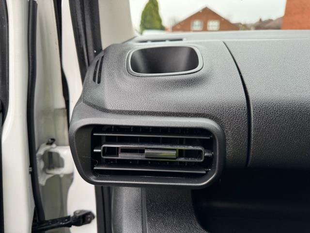 2020 Peugeot Partner 1000 1.5 Bluehdi 100 Professional Van Euro 6 (NV70DWN) Image 35