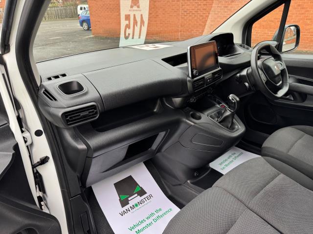 2020 Peugeot Partner 1000 1.5 Bluehdi 100 Professional Van Euro 6 (NV70DWN) Image 28