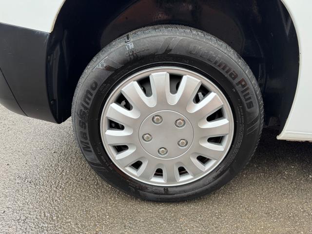 2020 Peugeot Partner 1000 1.5 Bluehdi 100 Professional Van Euro 6 (NV70DWN) Image 54