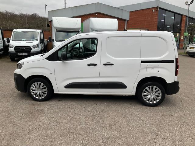 2020 Peugeot Partner 1000 1.5 Bluehdi 100 Professional Van (NV70DWU) Image 4
