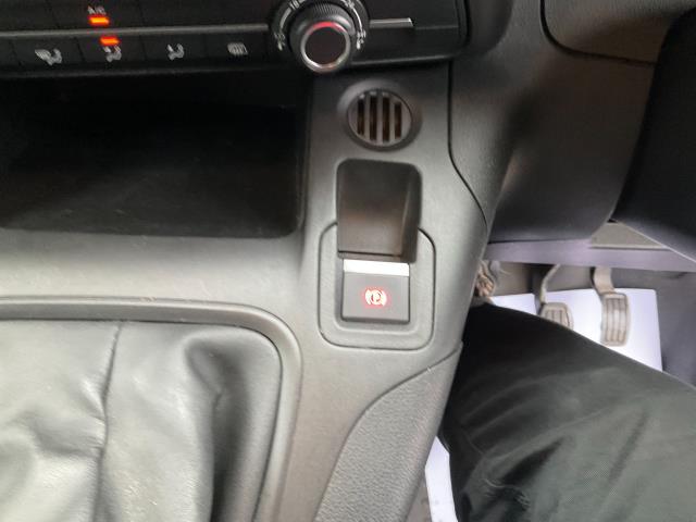 2020 Peugeot Partner 1000 1.5 Bluehdi 100 Professional Van (NV70DWU) Image 23