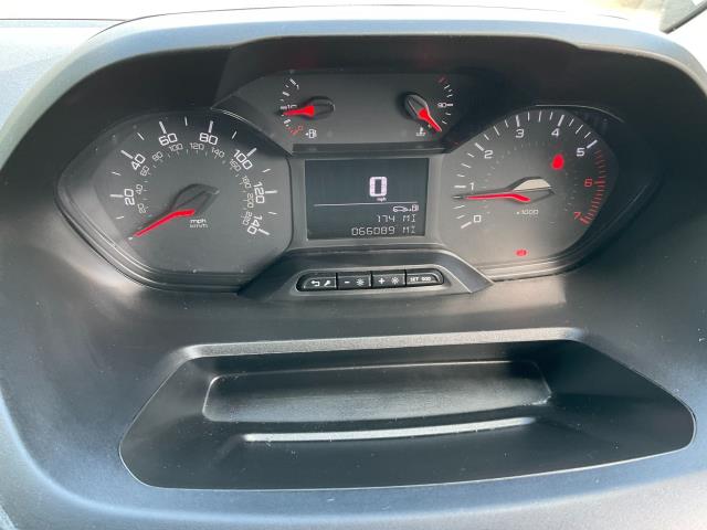 2020 Peugeot Partner 1000 1.5 Bluehdi 100 Professional Van (NV70DXA) Image 18