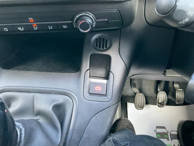 2020 Peugeot Partner 1000 1.5 Bluehdi 100 Professional Van (NV70DXA) Image 23