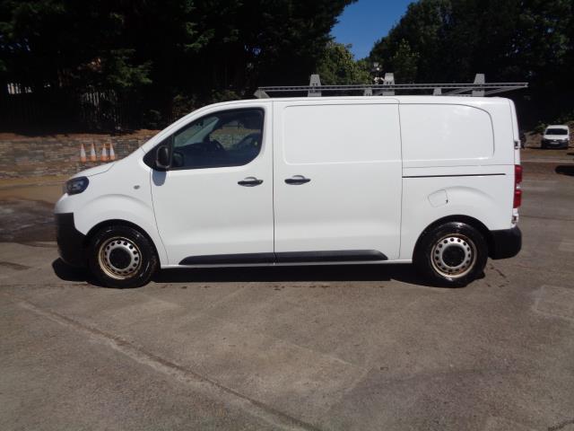 2020 Peugeot Expert 1000 1.5 Bluehdi 100 Professional Van (NV70EOL) Image 4