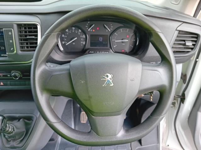 2020 Peugeot Expert 1000 1.5BLUE HDI 100PS PROFESSIONAL EURO 6 (NV70EUR) Image 16