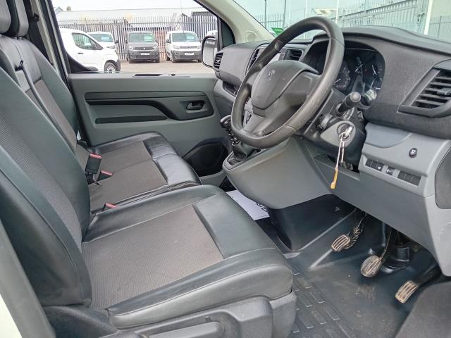 2020 Peugeot Expert 1000 1.5BLUE HDI 100PS PROFESSIONAL EURO 6 (NV70EUR) Image 20
