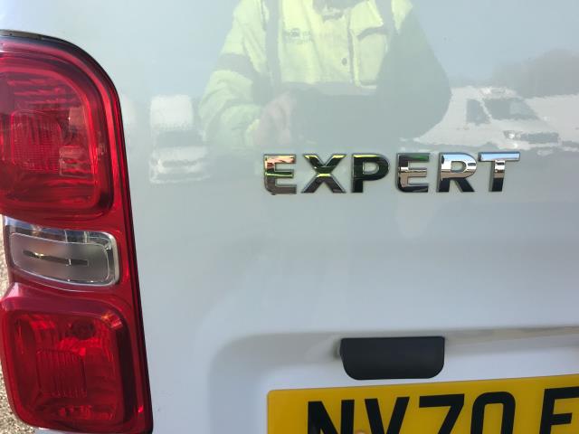 2020 Peugeot Expert 1000 1.5 Bluehdi 100 Professional Van (NV70EUX) Image 19