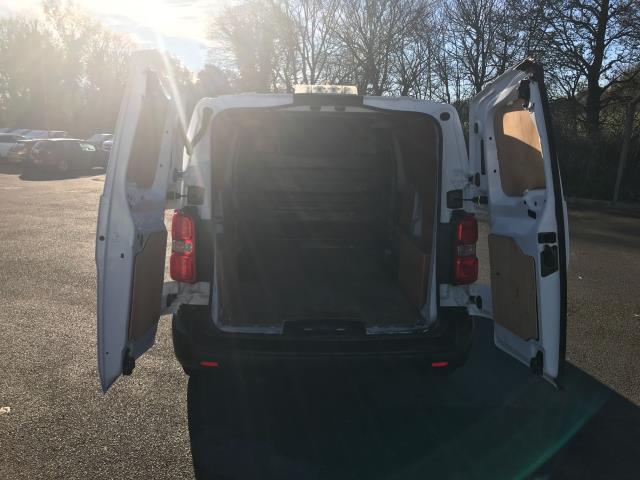 2020 Peugeot Expert 1000 1.5 Bluehdi 100 Professional Van (NV70EUX) Image 9