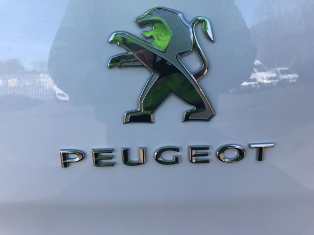 2020 Peugeot Expert 1000 1.5 Bluehdi 100 Professional Van (NV70EUX) Image 20
