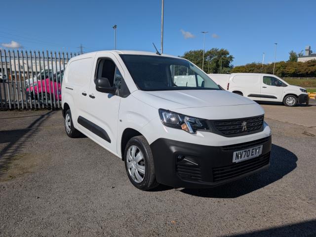 2021 Peugeot Partner L2 950 1.5 Bluehdi 100 Professional Van (NV70EYT) Image 2