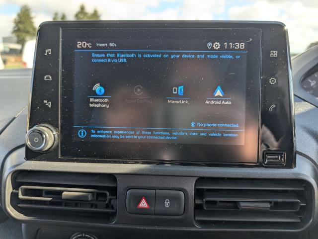 2021 Peugeot Partner L2 950 1.5 Bluehdi 100 Professional Van (NV70EYT) Image 23