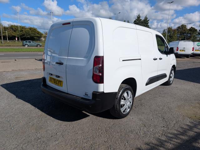 2021 Peugeot Partner L2 950 1.5 Bluehdi 100 Professional Van (NV70EYT) Image 11