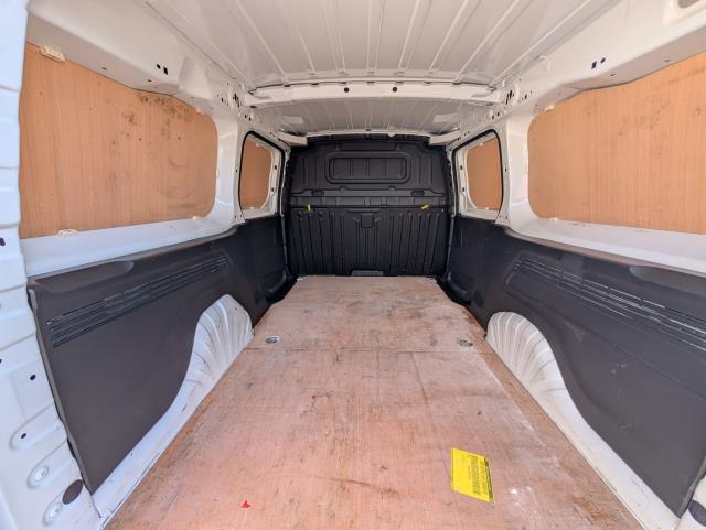 2021 Peugeot Partner L2 950 1.5 Bluehdi 100 Professional Van (NV70EYT) Image 10