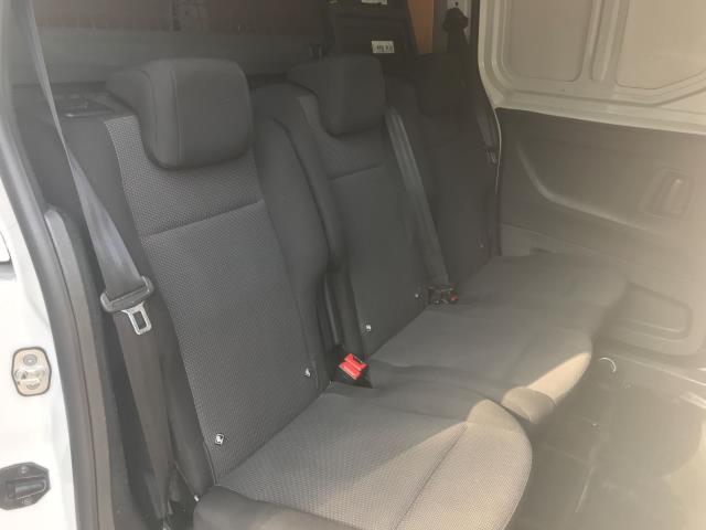 2020 Peugeot Partner 850 1.5 Bluehdi 100 Professional Crew Van (NV70FHY) Image 21