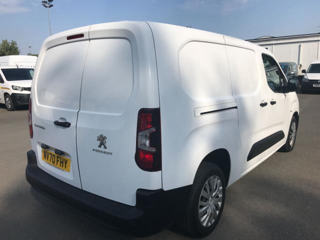 2020 Peugeot Partner 850 1.5 Bluehdi 100 Professional Crew Van (NV70FHY) Image 10