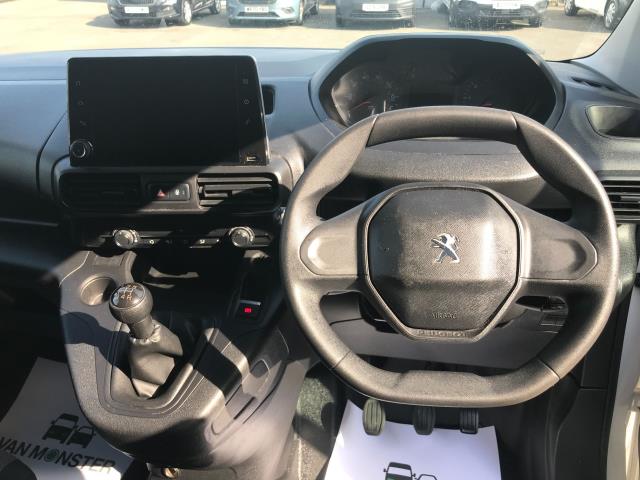 2020 Peugeot Partner 850 1.5 Bluehdi 100 Professional Crew Van (NV70FHY) Image 25