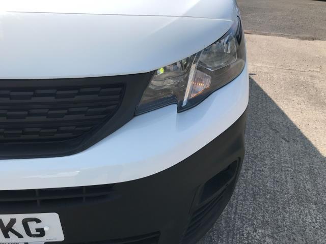 2020 Peugeot Partner L2 950 1.5BLUE HDI 100PS PROFESSIONAL EURO 6 (NV70FKG) Image 40