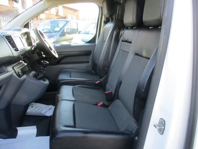 2020 Peugeot Expert 1400 2.0 Bluehdi 120 Professional Van (NV70GLF) Image 26