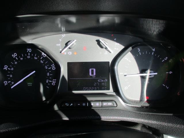 2020 Peugeot Expert 1400 2.0 Bluehdi 120 Professional Van (NV70GLF) Image 13