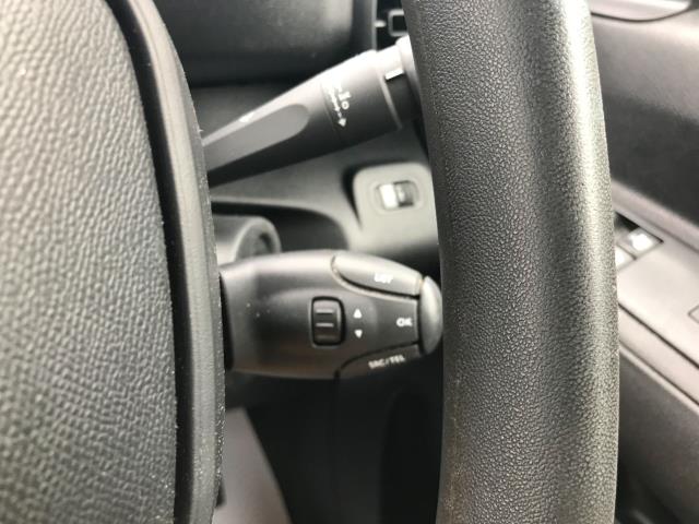 2020 Peugeot Partner 1000 1.5 Bluehdi 100 Professional Van (NV70HDC) Image 26