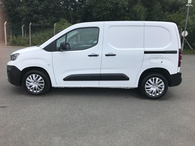 2020 Peugeot Partner 1000 1.5 Bluehdi 100 Professional Van (NV70HDC) Image 4