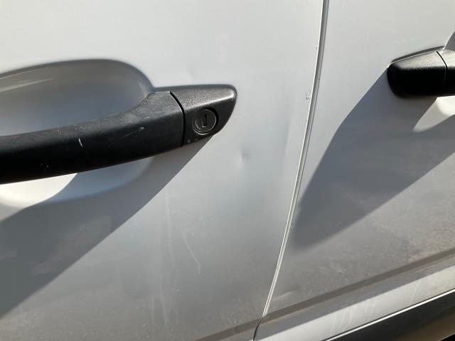 2021 Peugeot Partner 1000 1.5 Bluehdi 100 Professional Van (NV70HDZ) Image 37