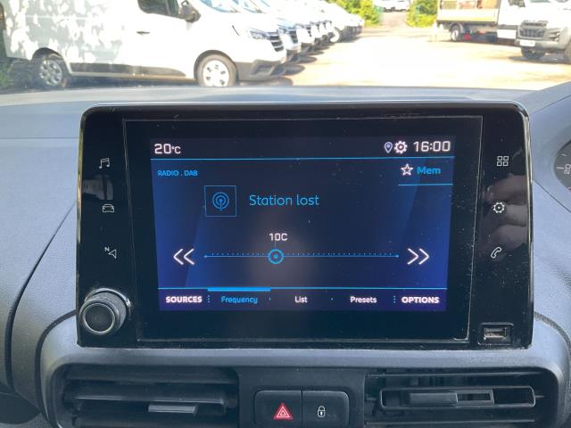 2021 Peugeot Partner 1000 1.5 Bluehdi 100 Professional Van (NV70HDZ) Image 21