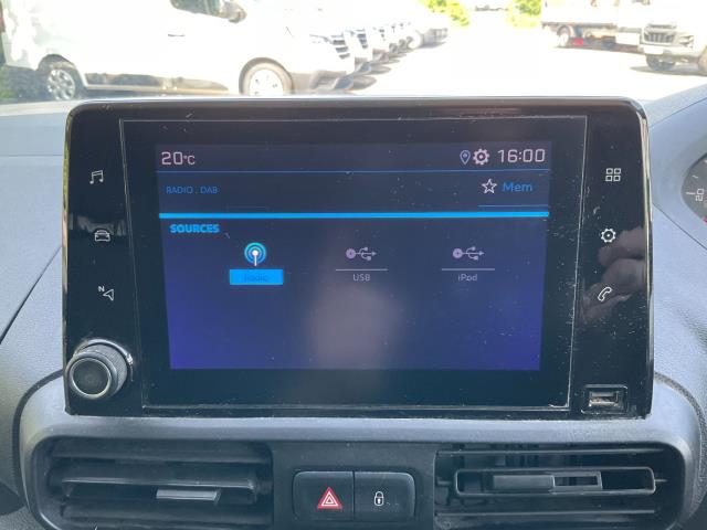 2021 Peugeot Partner 1000 1.5 Bluehdi 100 Professional Van (NV70HDZ) Image 20