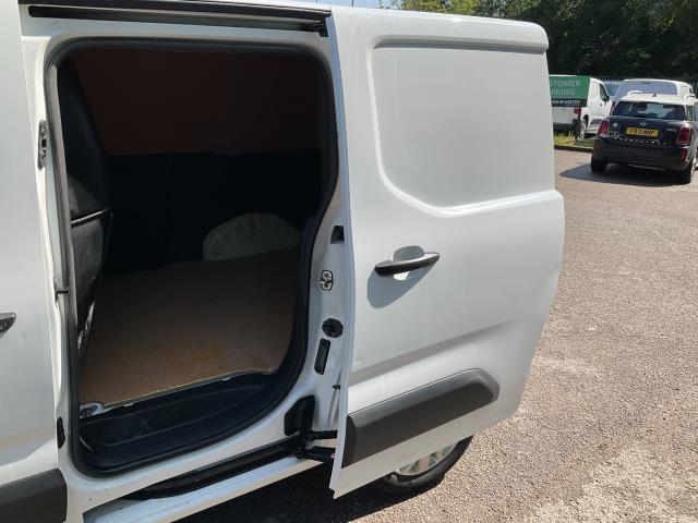 2021 Peugeot Partner 1000 1.5 Bluehdi 100 Professional Van (NV70HDZ) Image 8