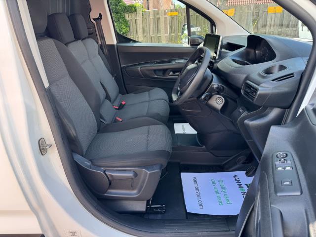 2020 Peugeot Partner 1000 1.5 Bluehdi 100 Professional Van (NV70HFC) Image 15