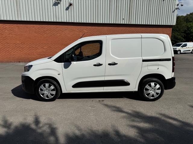 2020 Peugeot Partner 1000 1.5 Bluehdi 100 Professional Van (NV70HFC) Image 6