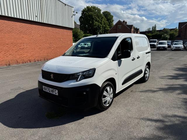 2020 Peugeot Partner 1000 1.5 Bluehdi 100 Professional Van (NV70HFC) Image 4