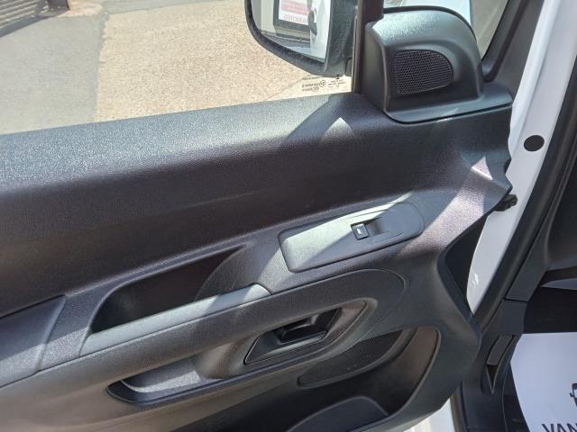 2020 Peugeot Partner 1000 1.5 Bluehdi 100 Professional Van (NV70HFM) Image 18