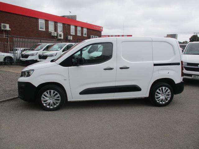 2020 Peugeot Partner STANDARD 1000 1.5 BLUE HDI 100PS PROFESSIONAL (NV70HFN) Image 8
