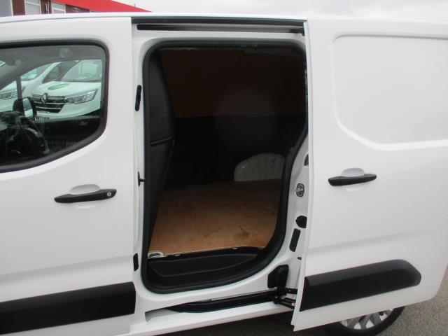 2020 Peugeot Partner STANDARD 1000 1.5 BLUE HDI 100PS PROFESSIONAL (NV70HFN) Image 26