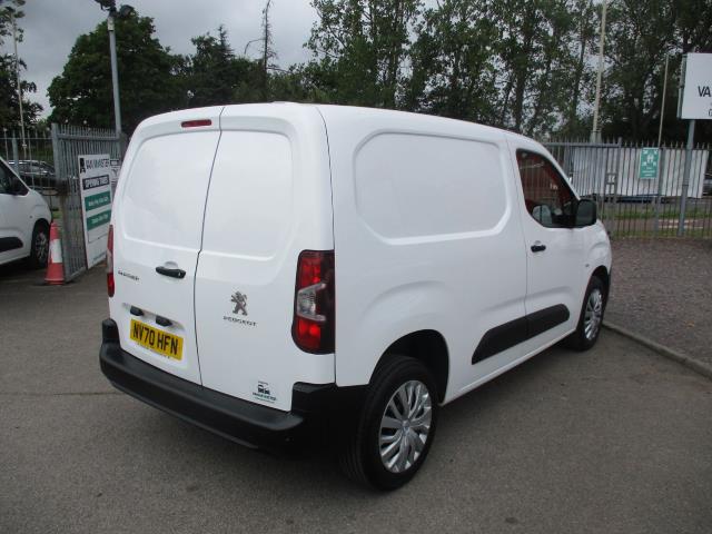 2020 Peugeot Partner STANDARD 1000 1.5 BLUE HDI 100PS PROFESSIONAL (NV70HFN) Image 4