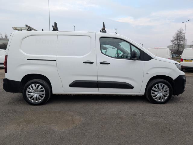 2020 Peugeot Partner 950 1.5 Bluehdi 100 Professional Van (NV70JLO) Image 12