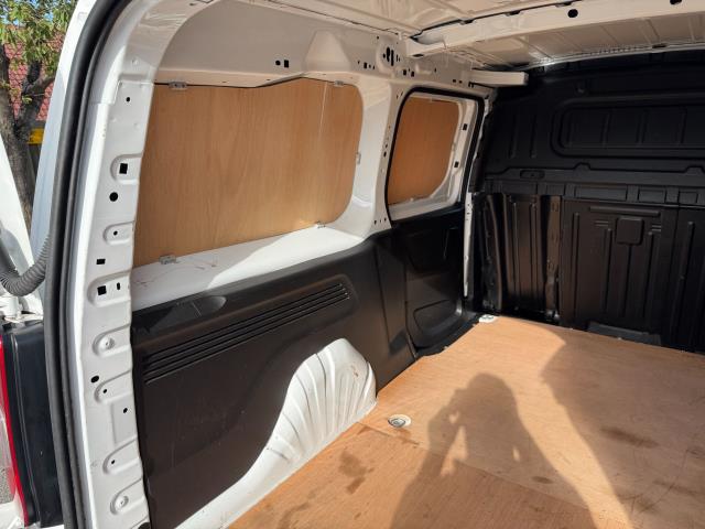 2020 Peugeot Partner 950 1.5 Bluehdi 100 Professional LONG Van (NV70JLU) Image 50