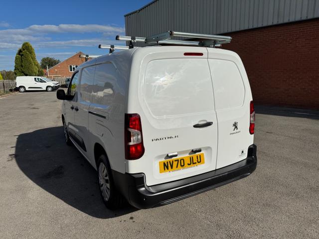 2020 Peugeot Partner 950 1.5 Bluehdi 100 Professional LONG Van (NV70JLU) Image 7