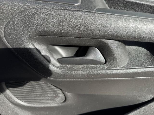 2020 Peugeot Partner 950 1.5 Bluehdi 100 Professional LONG Van (NV70JLU) Image 19