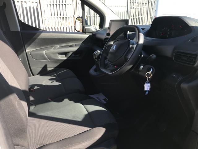 2020 Peugeot Partner L2 950 1.5BLUE HDI 100PS PROFESSIONAL EURO 6 (NV70KDN) Image 21