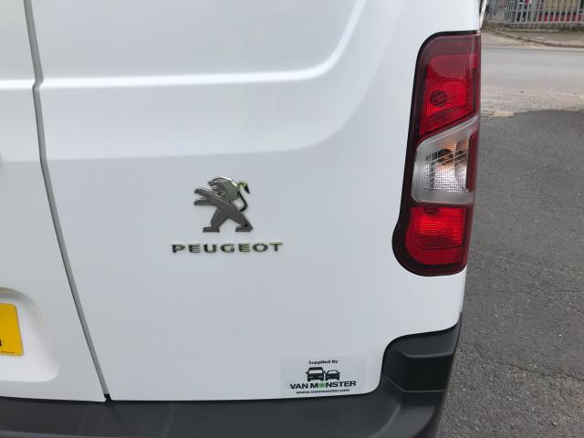 2020 Peugeot Partner L2 950 1.5BLUE HDI 100PS PROFESSIONAL EURO 6 (NV70KDZ) Image 42