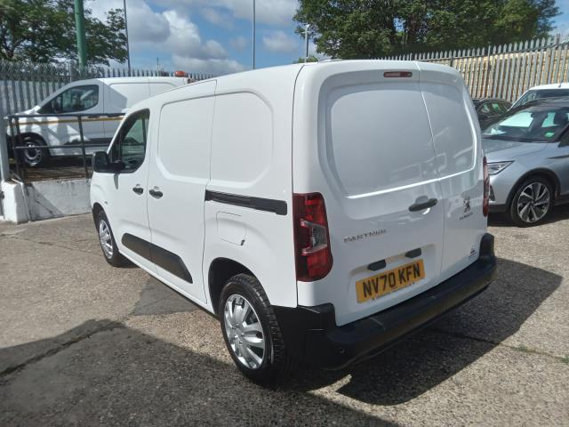 2021 Peugeot Partner 1000 1.5 Bluehdi 100 Professional Van (NV70KFN) Image 10