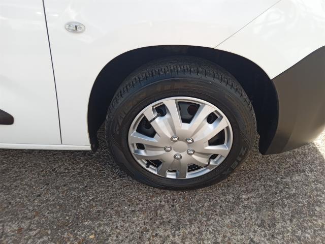 2021 Peugeot Partner 1000 1.5 Bluehdi 100 Professional Van (NV70KFN) Image 29
